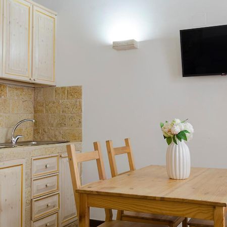 Dependance Ludovica Bed & Breakfast แตร์โมลิ ภายนอก รูปภาพ