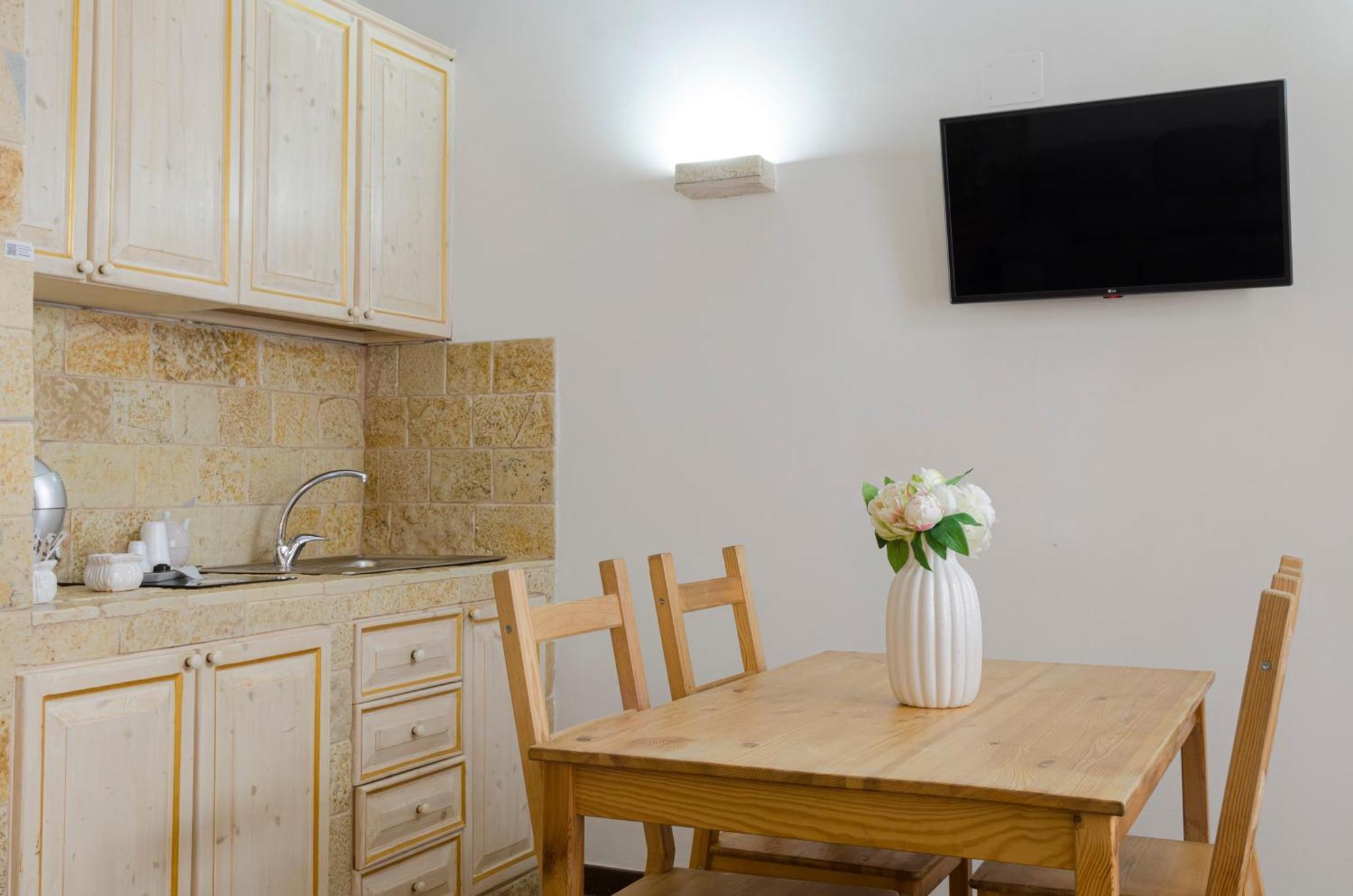 Dependance Ludovica Bed & Breakfast แตร์โมลิ ภายนอก รูปภาพ