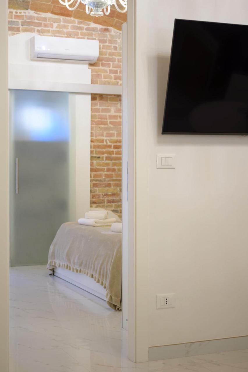 Dependance Ludovica Bed & Breakfast แตร์โมลิ ภายนอก รูปภาพ