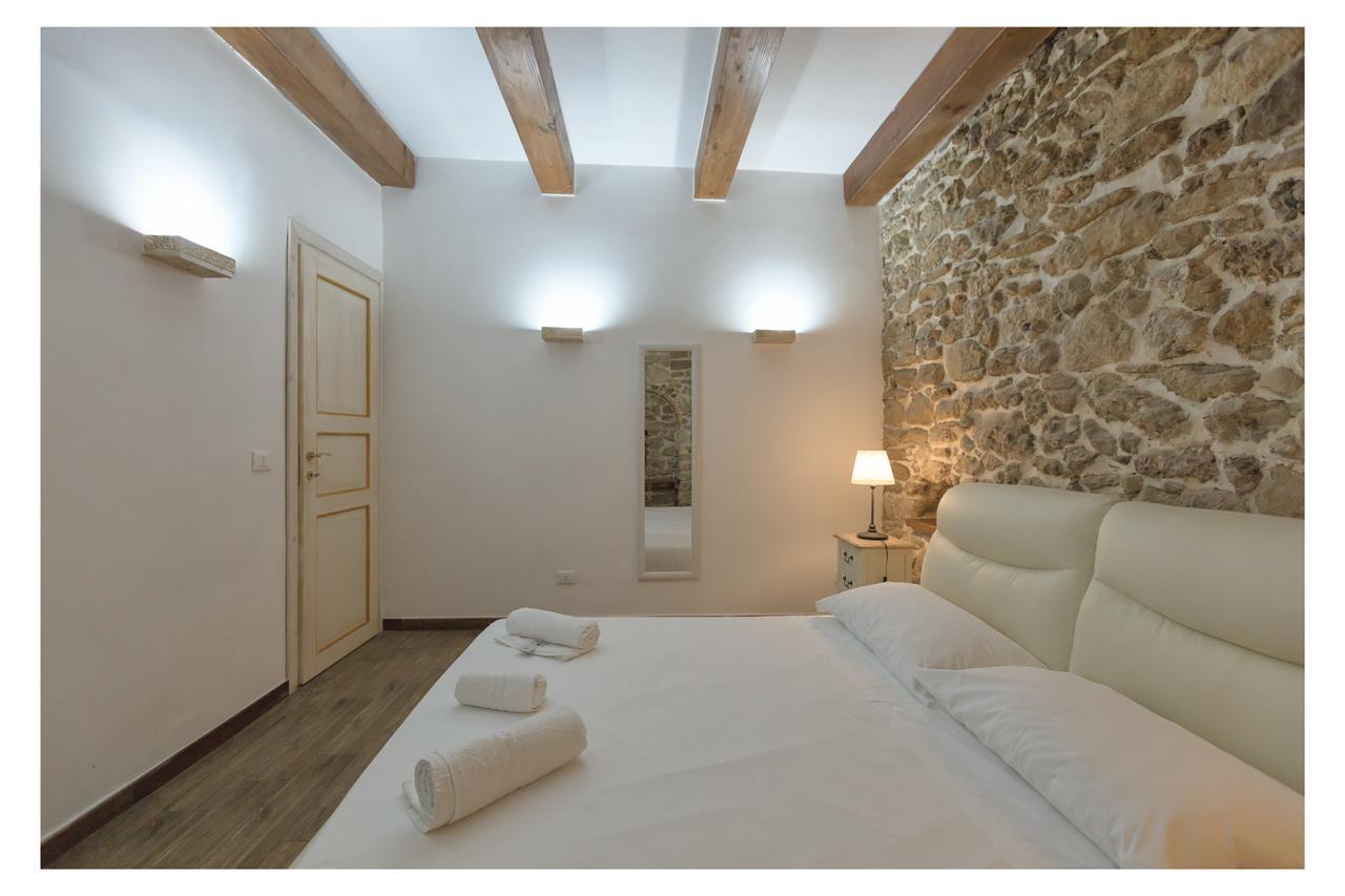 Dependance Ludovica Bed & Breakfast แตร์โมลิ ภายนอก รูปภาพ